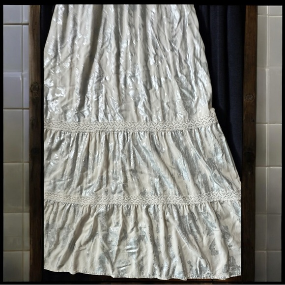 Mossimo Supply Co.  Maxi Dress ivory with metallic Silver Size Small - Picture 5 of 12